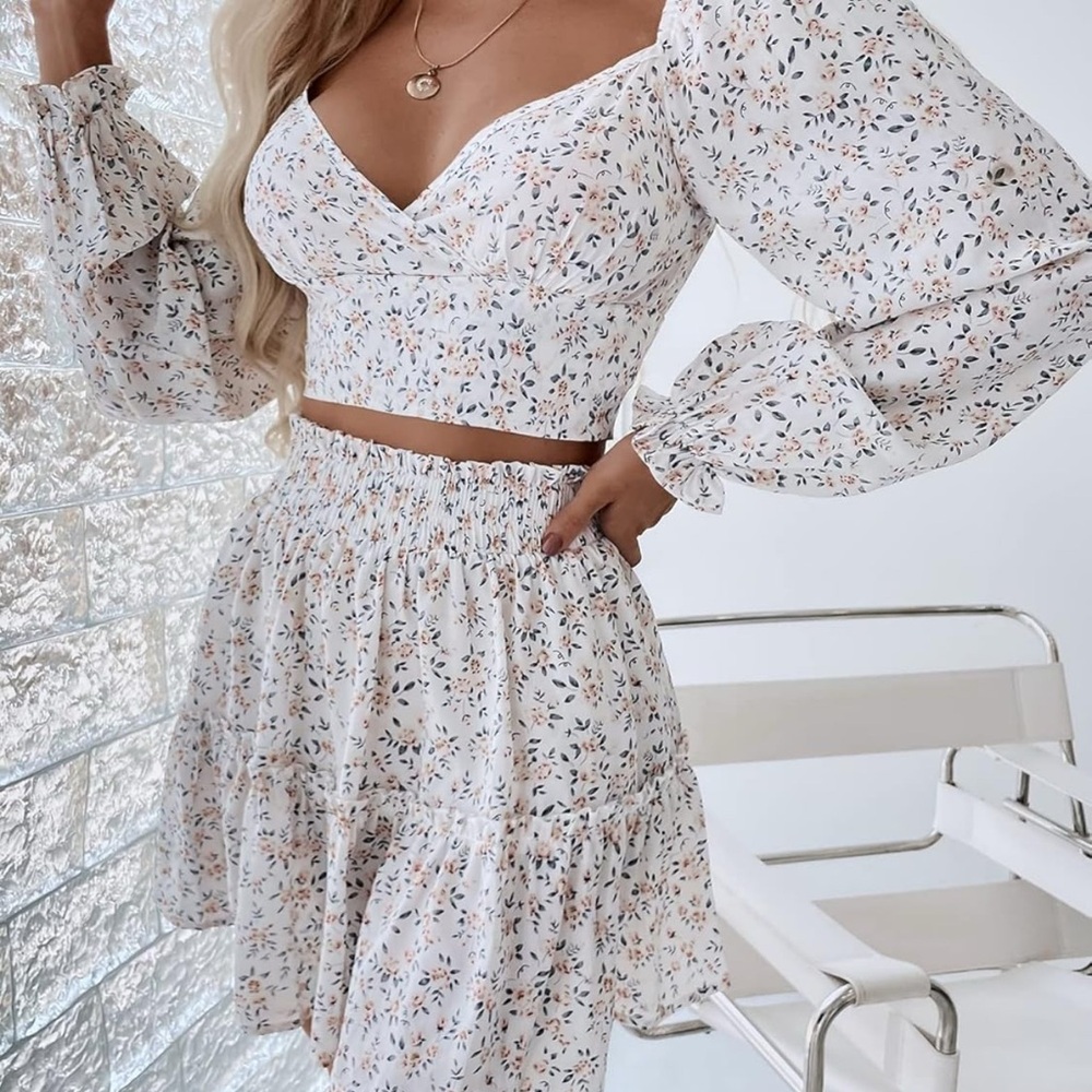 SHEIN Cream Skater Mini Skirt Tiered Cocktail